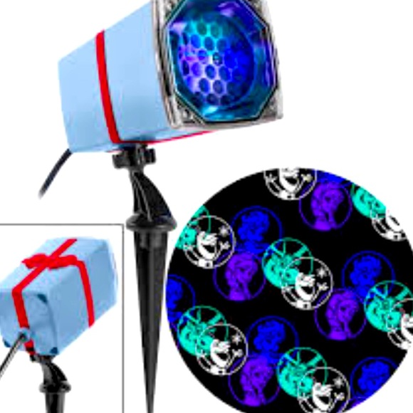 Disney Frozen amazing projector - Picture 1 of 3